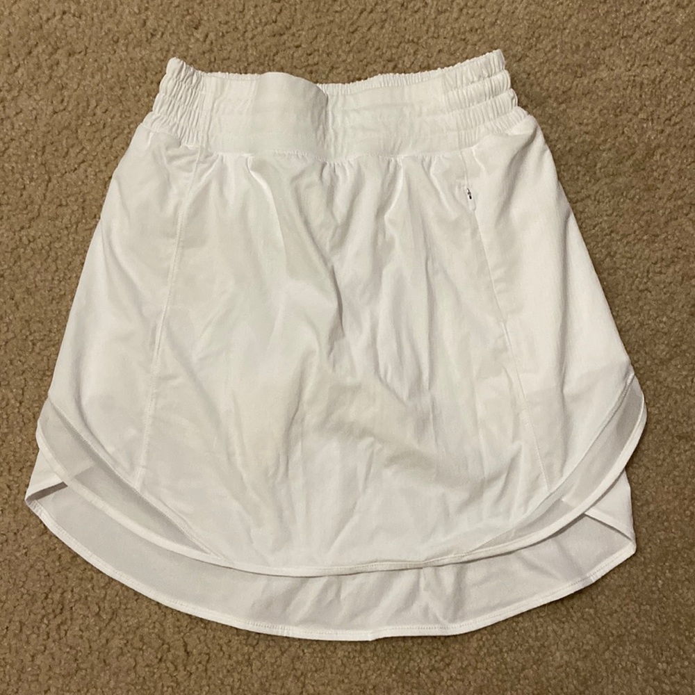 Lululemon Hotty hot high rise skirt